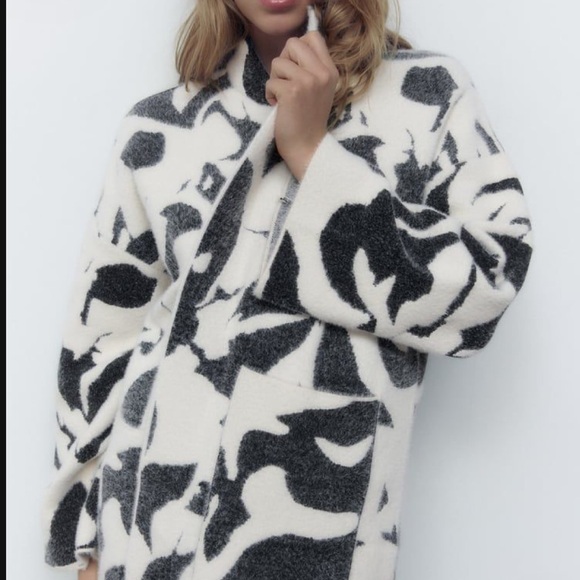 ZARA Jacquard Long Knit Oversized Cardigan Jacket / Size XS-S - Picture 6 of 7